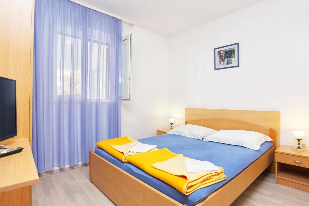 Apartments And Rooms With Parking Space Tucepi, Makarska - 5263 エクステリア 写真